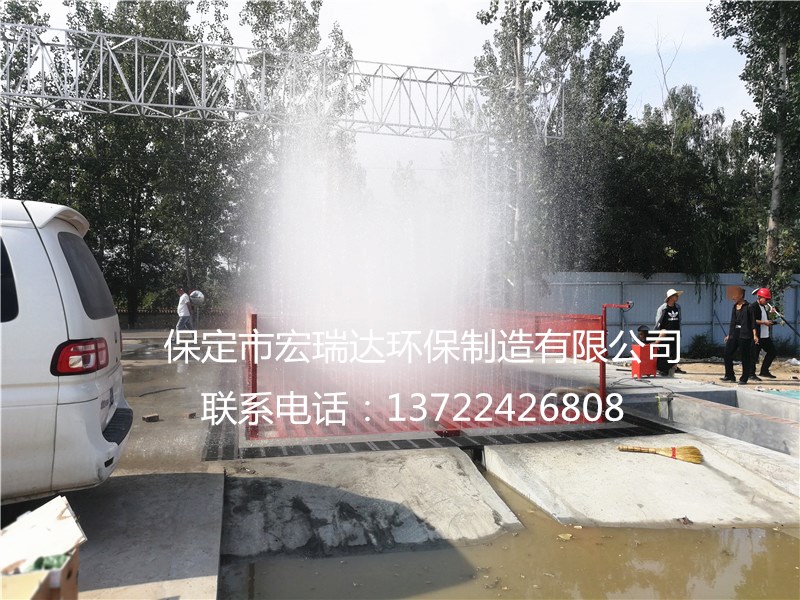 山東濟南建筑工地使用宏瑞達工程洗車機案例